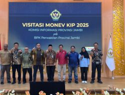 Kepala BPK Jambi Paparkan Komitmen Keterbukaan Informasi di Hadapan Tim Monev Komisi Informasi