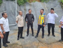 Anggota DPR RI Edi Purwanto Tinjau Pembangunan Bronjong di Lubuk Landai