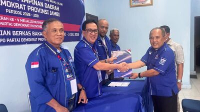 Tunjukkan Keseriusan, Muhammad Zen Ambil Formulir Bakal Calon Ketua Demokrat Jambi