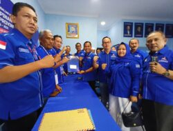 Muhammad Zen Resmi Daftar Calon Ketua Demokrat Jambi, Diantar Langsung Para Ketua DPC