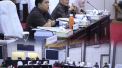 Banggar DPRD Sungai Penuh Bahas Raperda APBD 2025