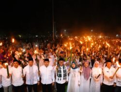 Ketua DPRD Sungai Penuh Hadiri Pawai Obor 1 Muharram 1448 H