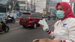 HUT ke-12 Partai Perindo, Kader di Jambi Bagikan Masker untuk Warga