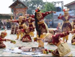 Tari Nek Salih Indah Asal Belui Pukau Penonton Pembukaan Festival Budaya Kerinci 2026